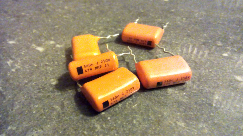 mkt-philips-orange-drop-kondenzatori-big-3