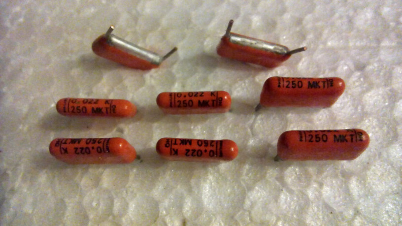 mkt-philips-orange-drop-kondenzatori-big-1