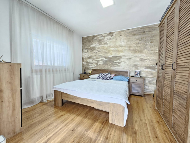 fruska-gora-mediteran-kuca-102m2-plac-1100m2-big-4
