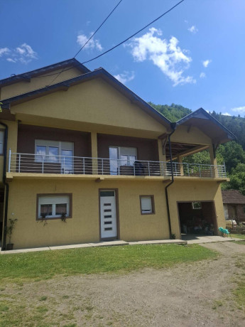 izrada-i-ugradnja-aluminijumskih-ograda-i-kapija-big-3