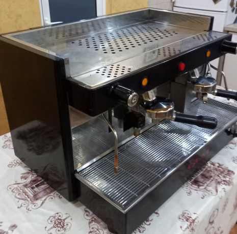 kafe-aparat-na-prodaju-big-1