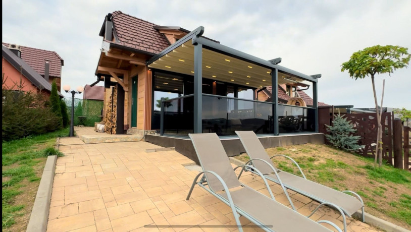 prodajem-kucuposao-na-zlatiboru-30-lux-90m2-big-0