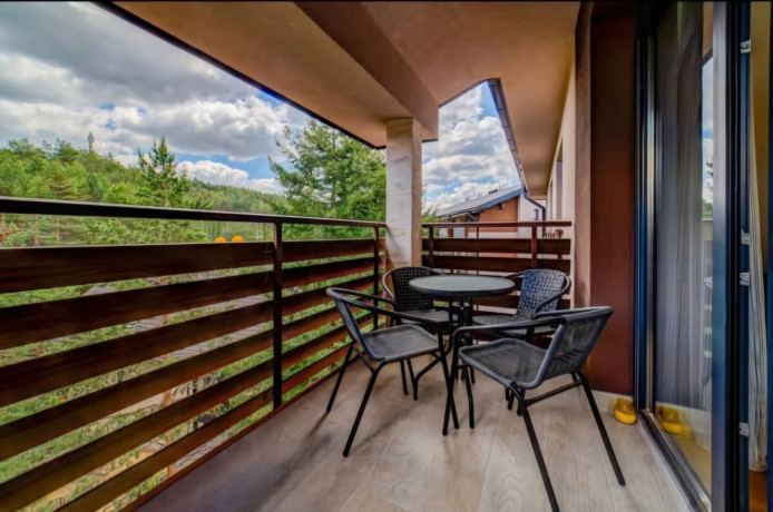 stan-na-prodaju-strogi-centar-vila-pekovic-big-0