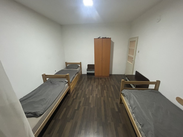 izdajem-smestaj-za-radnike-dobanovci-surcin-big-1