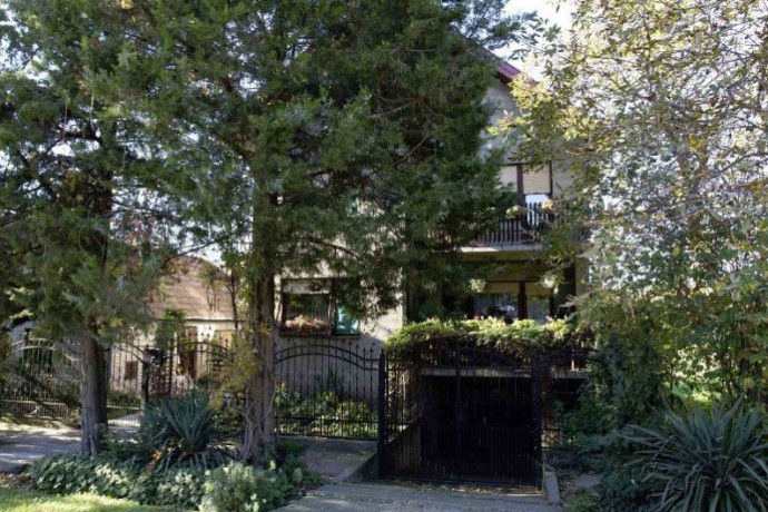 na-prodaju-porodicna-kuca-u-vrbasu-cvrsta-gradnja-sa-dusom-big-4