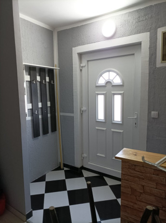 prazan-stan-u-kuci-50m2-zaseban-ulaz-big-1
