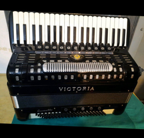harmonika-victoria-u-vrhunskom-stanju-big-4