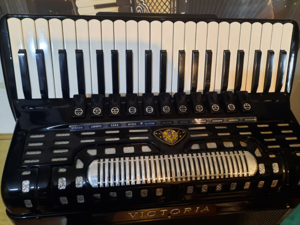 harmonika-victoria-u-vrhunskom-stanju-big-1