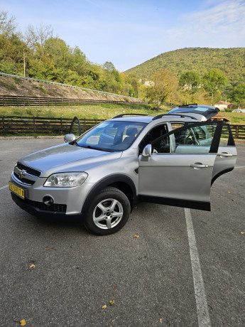 chevrolet-captiva-20d-4x4-big-2