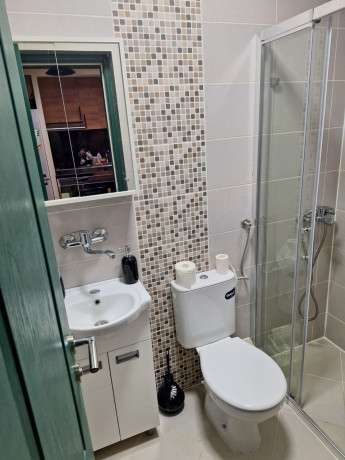 zemun-izdajem-jednokrevetne-i-dvokrevetne-sobe-big-4