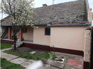 Na prodaju kuća u Bačkom Gradistu